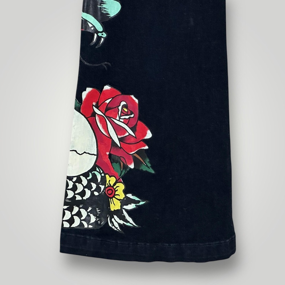 NEW Ed Hardy Jeans Skull Rose Women Size 32 Dark Wash Slim Flare Graphic Stretch - Picture 4 of 11
